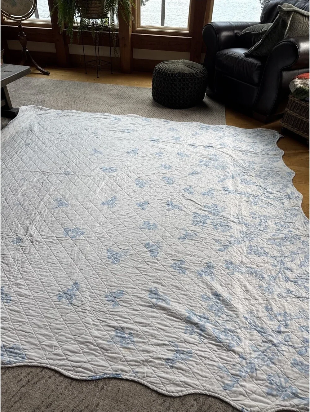 Vtg Romantic Patchwork Blue Floral Ruffle Quilted Coverlet Cottagecore